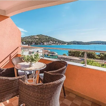 Апартаменты Hari *