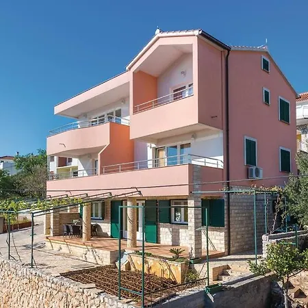 Apartment Hari