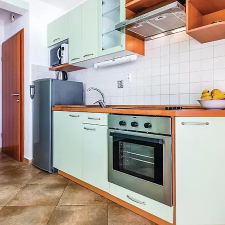 Hari Apartment