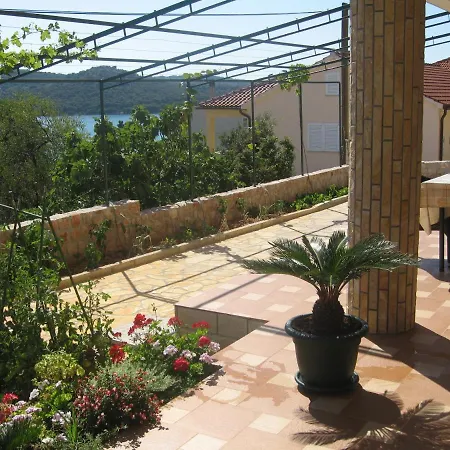 Appartement Hari *