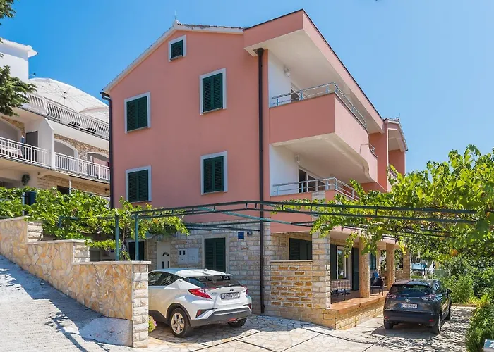 Hari شقة تيسنو