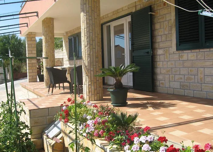 Hari شقة تيسنو